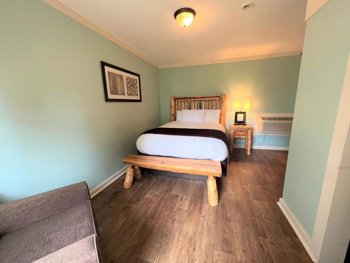 Mountain Top Inn And Resort Warm Springs Exterior photo