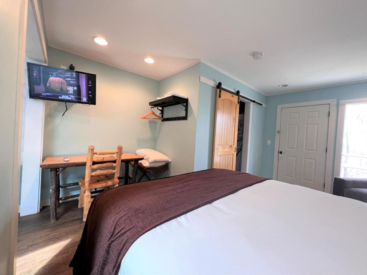 Mountain Top Inn And Resort Warm Springs Exterior photo