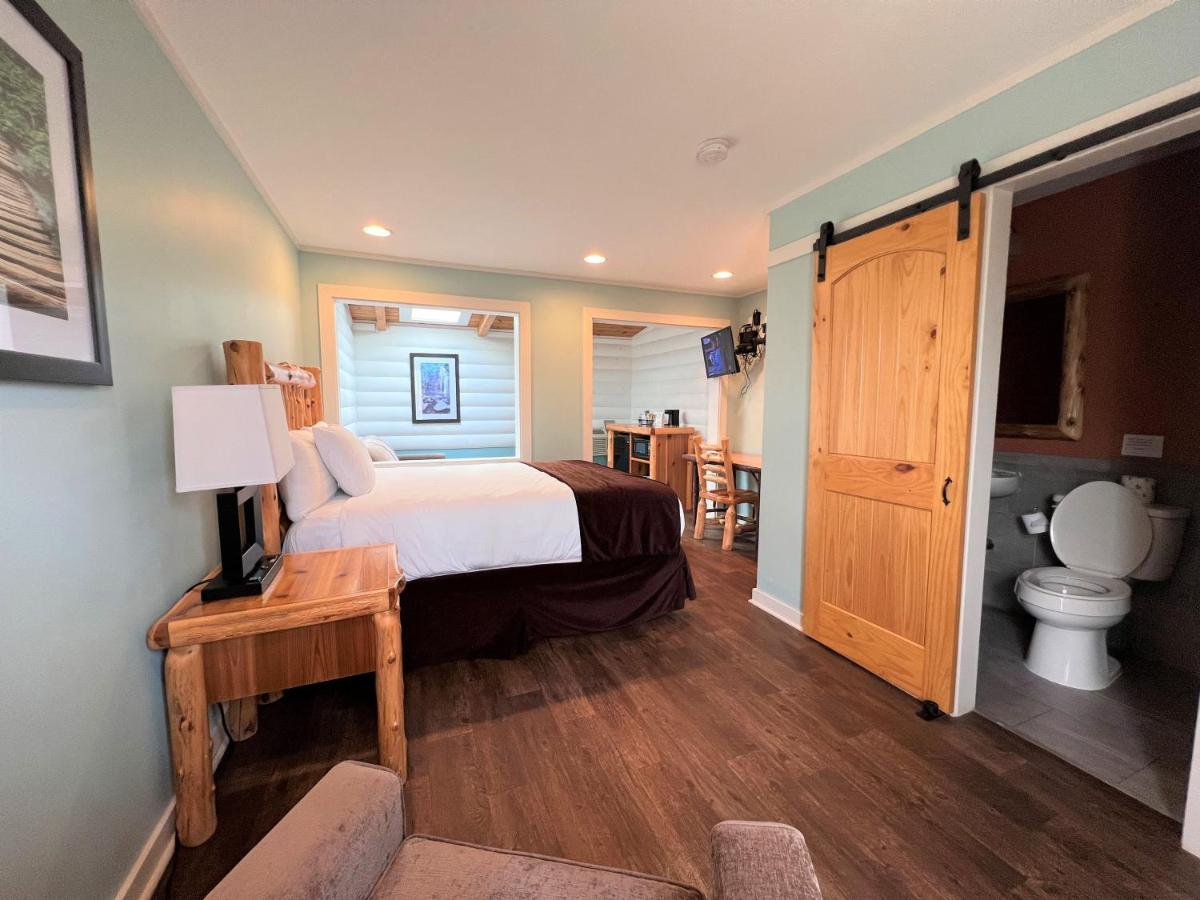 Mountain Top Inn And Resort Warm Springs Exterior photo