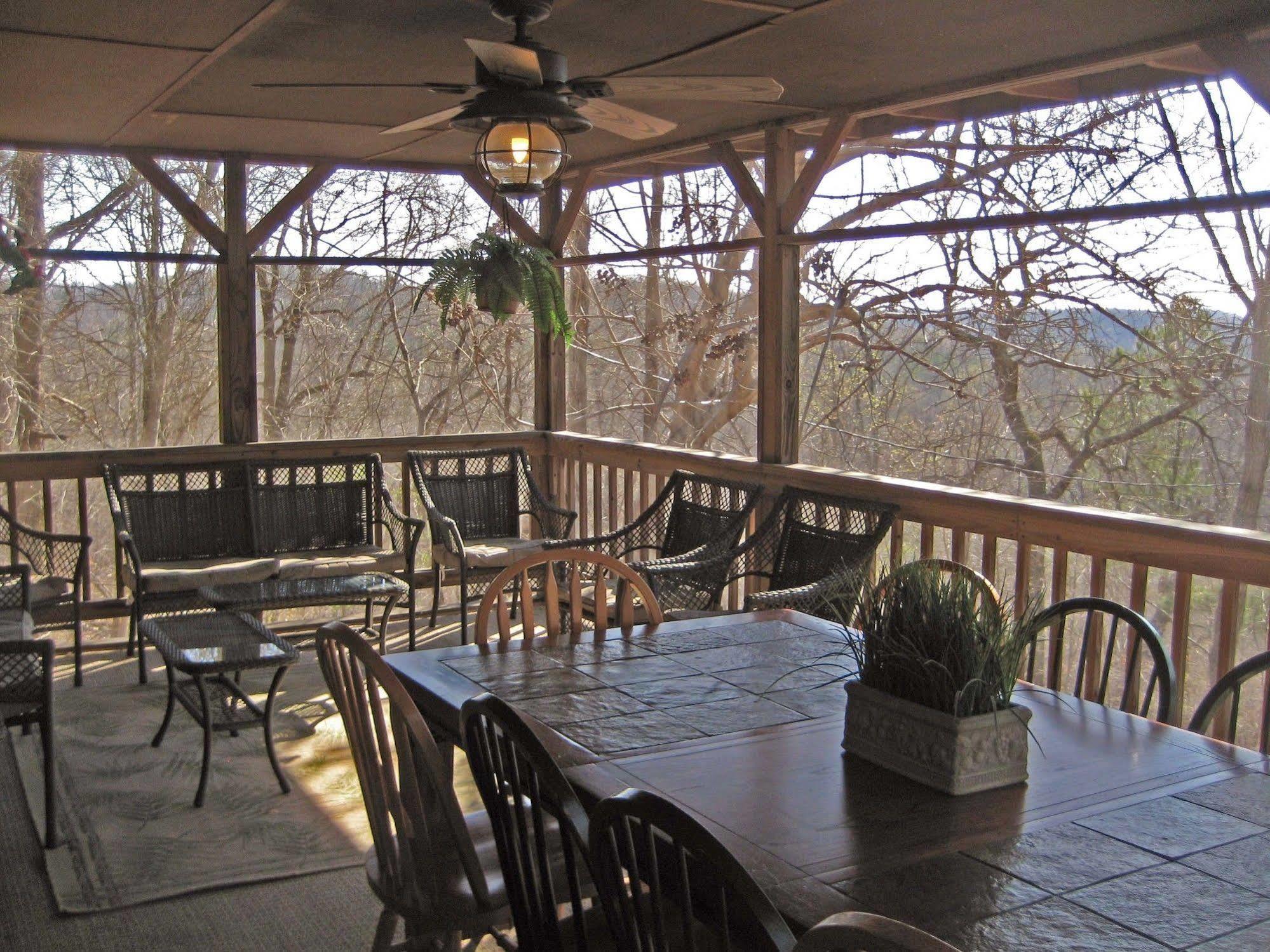 Mountain Top Inn And Resort Warm Springs Exterior photo